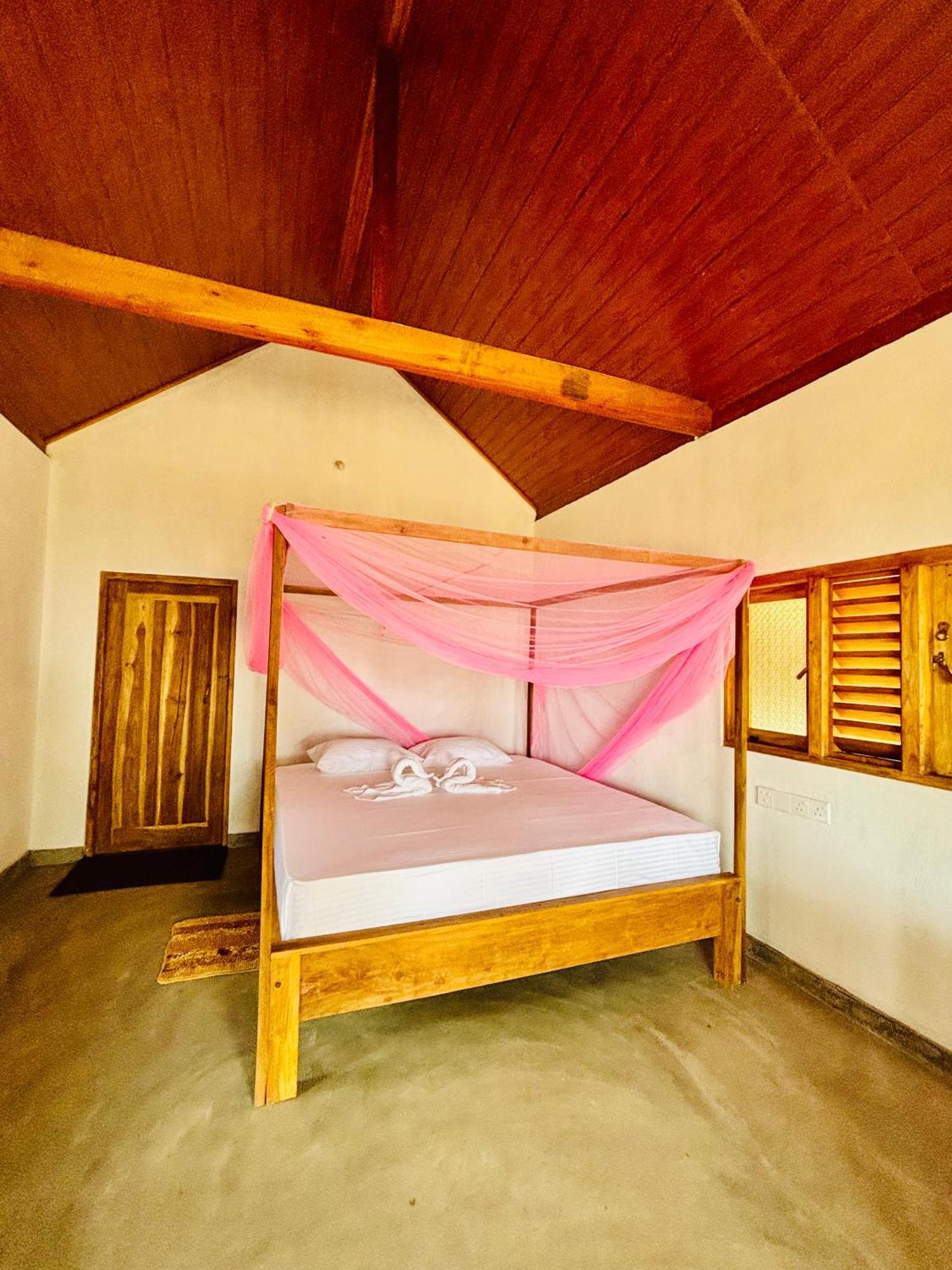 Peanut Farm Surf And Wild Resort - Arugambay آروغام المظهر الخارجي الصورة